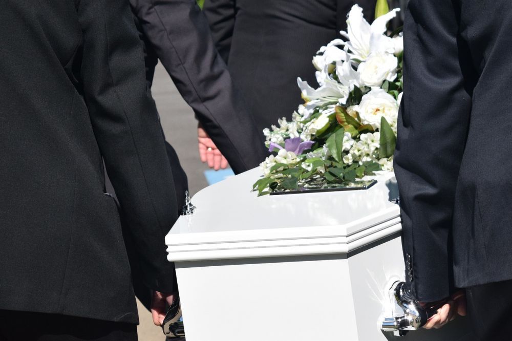Lad lokal bedemand i Randers varetage begravelsesforberedelserne